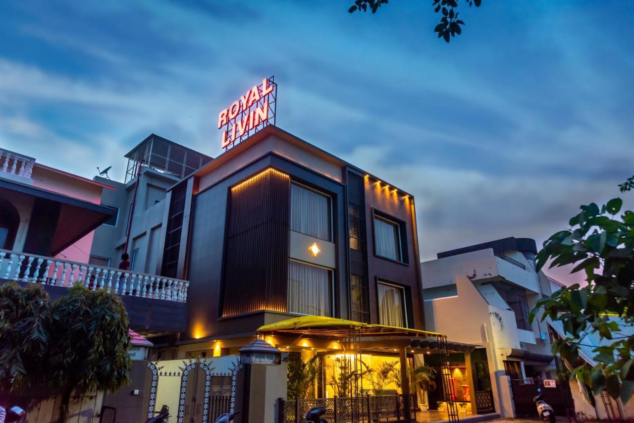 Hotel Royal Livin فاراناسي المظهر الخارجي الصورة