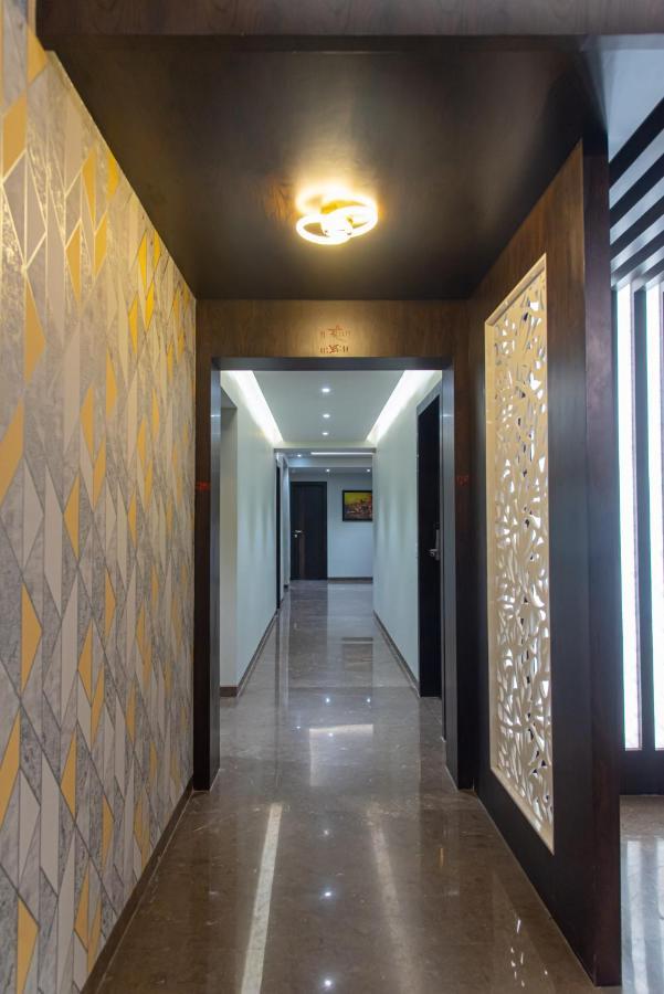 Hotel Royal Livin فاراناسي المظهر الخارجي الصورة